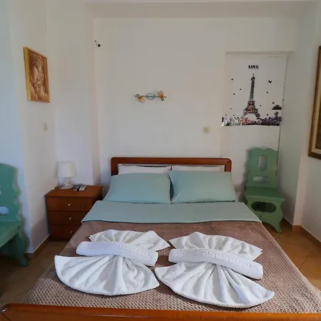 Megris Country Holiday home Vinglafia