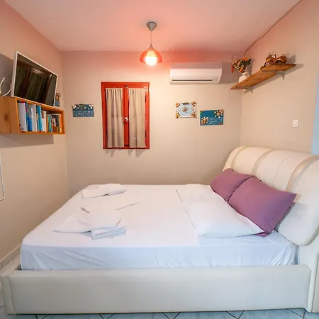 Megris Country Holiday home *