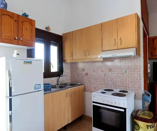 Holiday home Megris Country Vinglafia